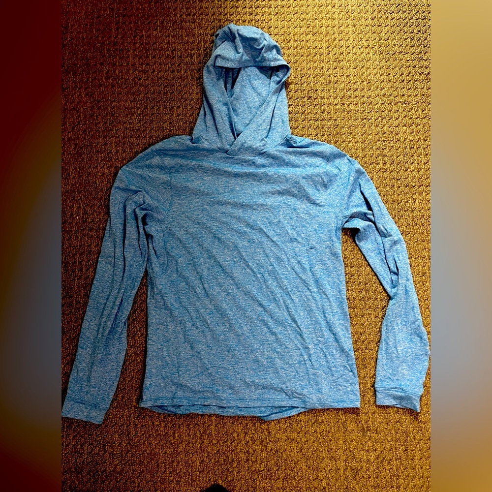 lululemon athletica Men's Lightweight Blue Hooded Long Sleeve Shirt